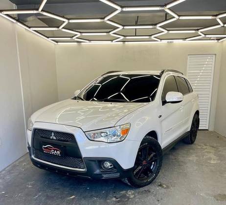 MITSUBISHI ASX 2.0 4X4 16V GASOLINA 4P AUTOMÁTICO MITSUBISHI ASX 2.0 4X4 16V GASOLINA 4P AUTOMÁTICO